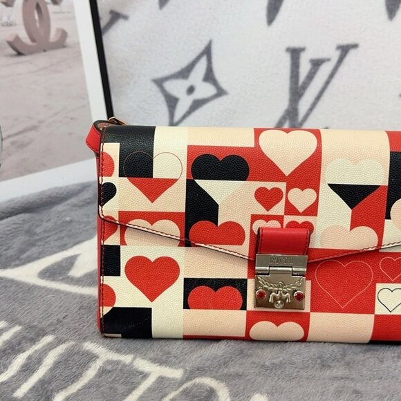 MCM #R Luxury Women's Millie Visetos Pink Color-Blocked Shoulder/Crossbody Bag - Picture 6 of 16